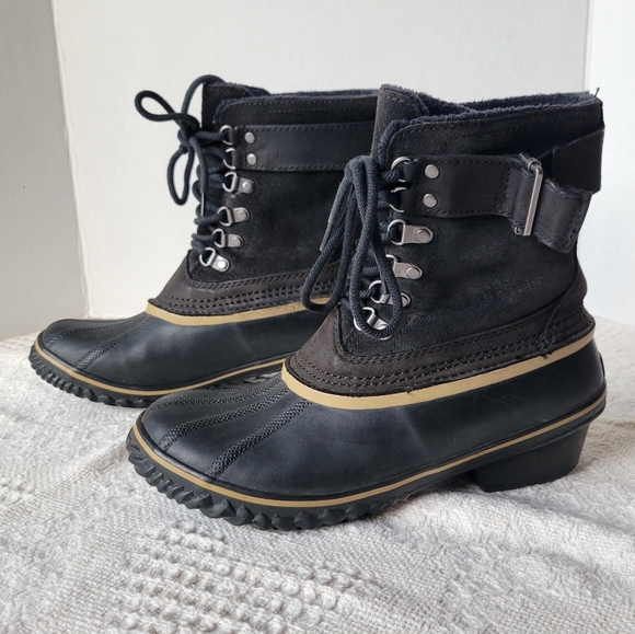 Sorel Women's Winter Fancy Lace II Mid Calf Snow Waterproof Tie up Boot - Picture 2 of 12